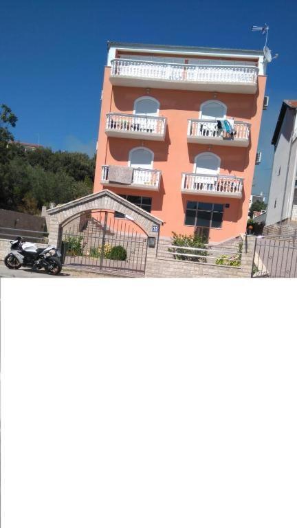 ברודאריצה Studio Apartments Marica מראה חיצוני תמונה